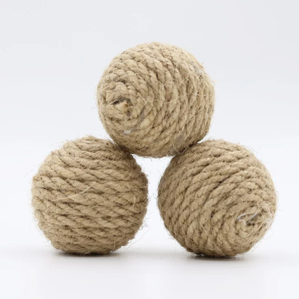 1 Pc Pet Cat Hemp Rope Ball Rolling Interactive Hand-woven Cat Scratching Interactive Ball Sound Ball To Attract Attention Toy - Image 6
